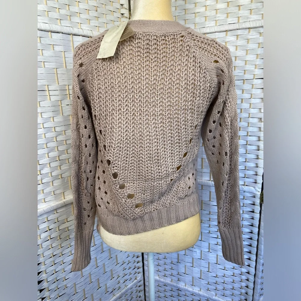 NWT Hem & Thread Pointelle V-Neck Button Down Cropped Cardigan - Picture 9 of 17